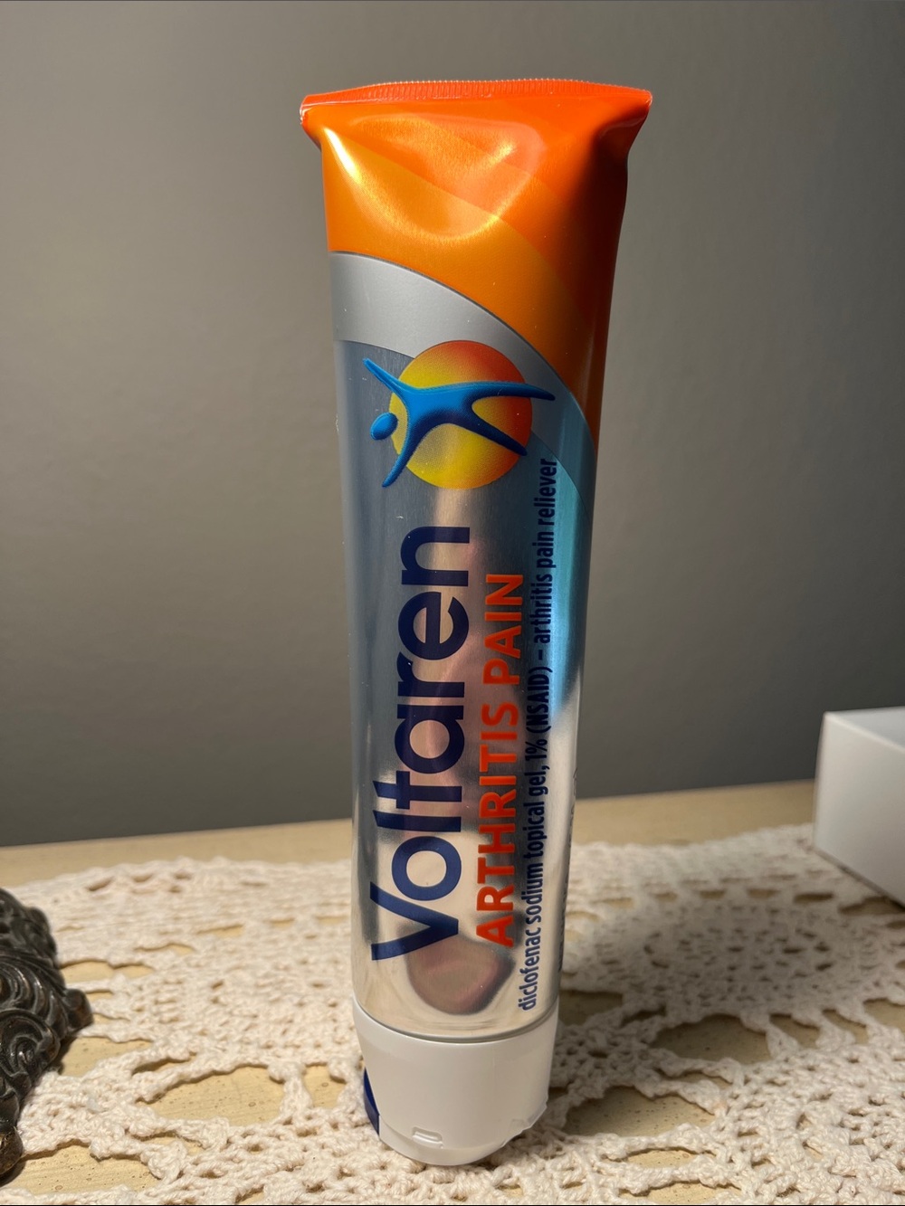 NEW Voltaren Arthritis Pain relief Gel 5.29 Ounces . Factory sealed. exp 11/2027